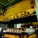 []在位出售：    济南闭式四点全新机安装未用5250吨2250.